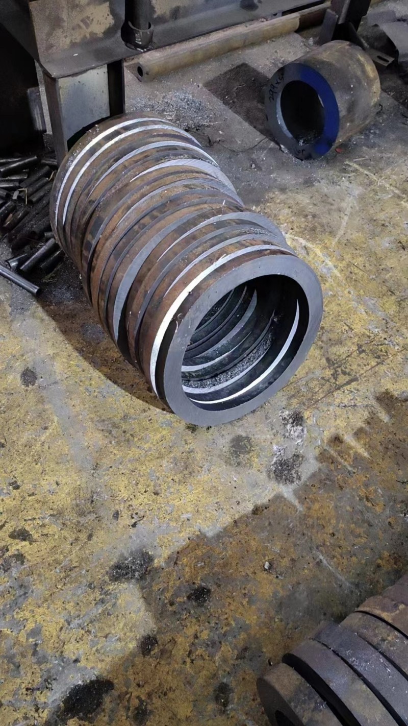 兰坪兰坪兰坪30CrMo无缝钢管切割